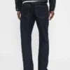 Jeans dritti dal taglio morbido e dal tessuto pesante