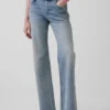 Jeans dritti dal taglio rilassato con micro cintura e vita media