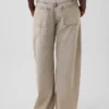 Jeans GAP × Hfr a vita bassa e gamba larga "Barrel" della collezione di Nicole Benefield