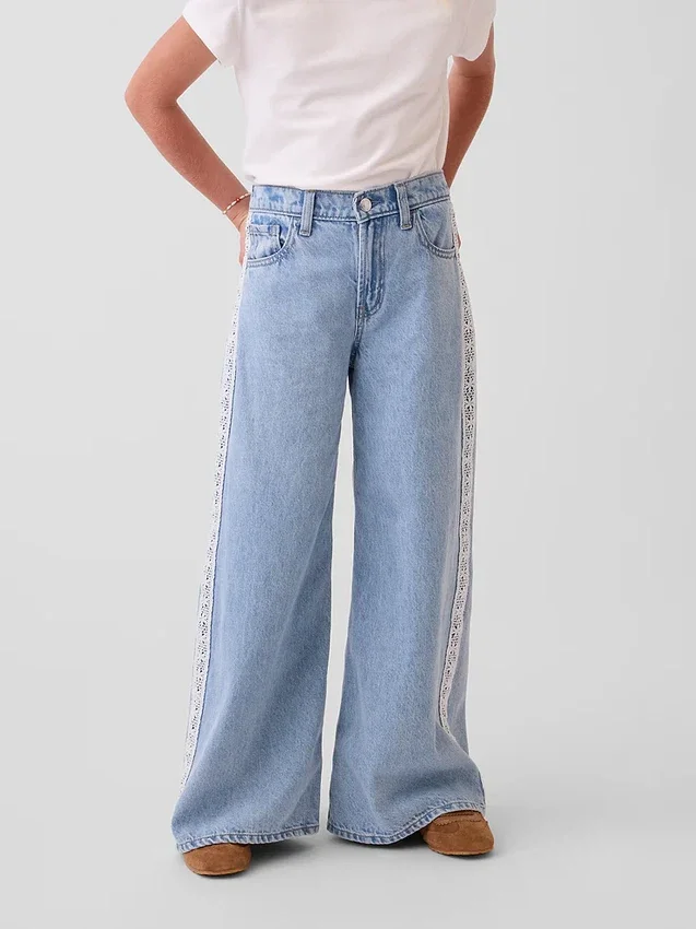 Jeans larghi a vita bassa con bordi in pizzo per bambini