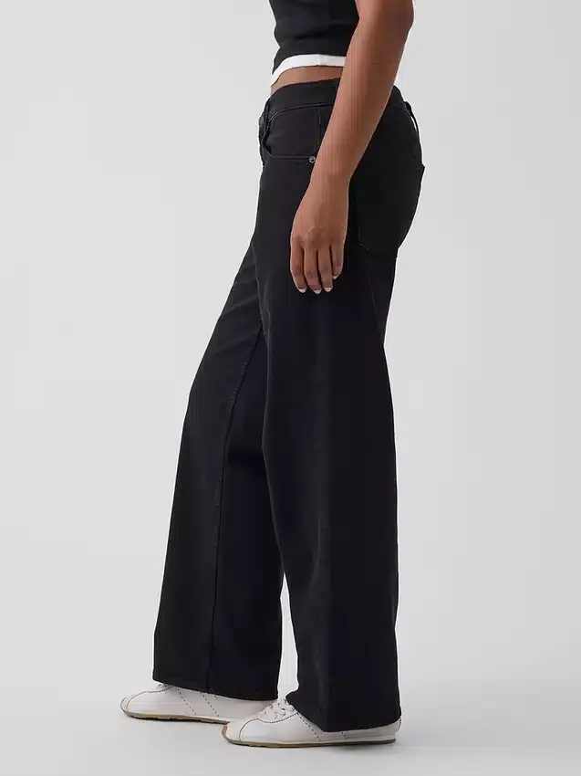 Jeans larghi a vita bassa in stile anni ’90 per taglie curvy