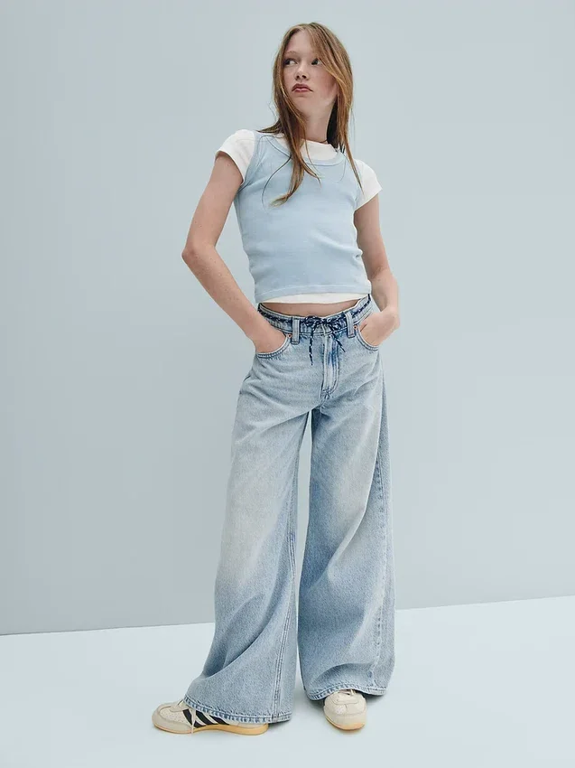 Jeans larghi a vita bassa per bambini