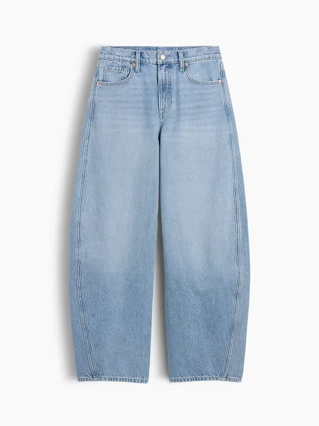 Jeans larghi a vita media con gamba affusolata