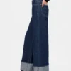 Jeans larghi a vita media con risvolto metallizzato