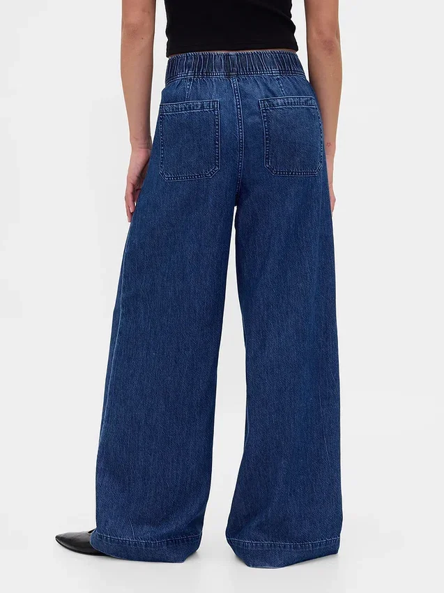 Jeans larghi a vita media, morbidissimi e con pieghe