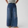 Jeans larghi da bambino a vita bassa con ricami