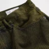 Jeans larghi e rigidi