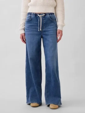 Jeans larghi in maglia a vita media