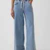 Jeans larghi in maglia a vita media