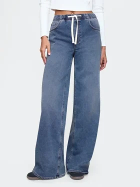 Jeans larghi in maglia a vita media