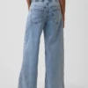 Jeans larghi in maglia a vita media