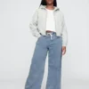 Jeans larghi in maglia a vita media