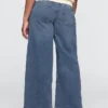 Jeans larghi in maglia a vita media