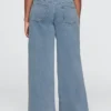 Jeans larghi in maglia a vita media