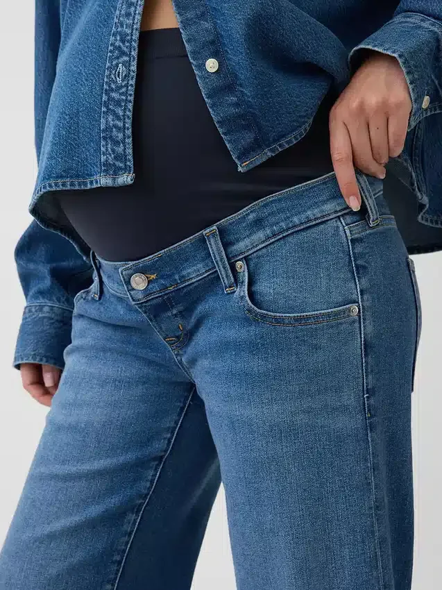 Jeans premaman a gamba larga con pannello intero