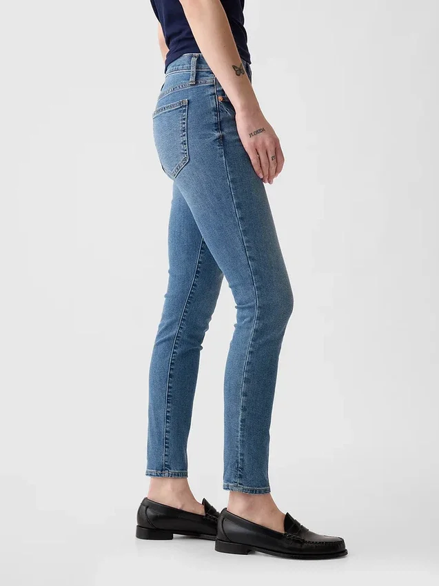Jeans skinny a vita media