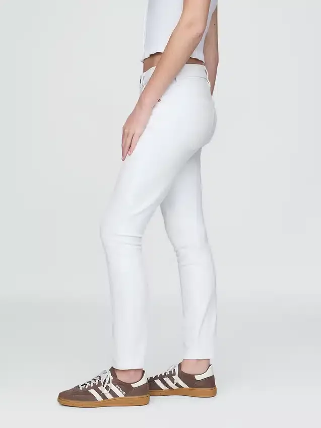 Jeans skinny a vita media