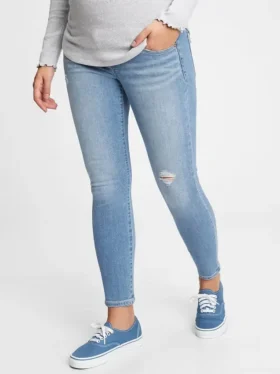 Jeans skinny alla caviglia premaman con vita vera e pannello intero effetto consumato