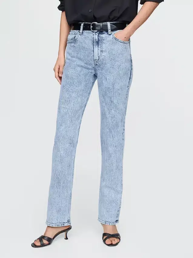 Jeans slim a gamba dritta a vita alta in stile anni ’90