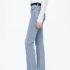 Jeans slim a gamba dritta a vita alta in stile anni ’90