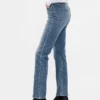 Jeans slim a gamba dritta a vita alta in stile anni ’90