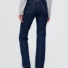 Jeans slim a gamba dritta a vita alta in stile anni ’90
