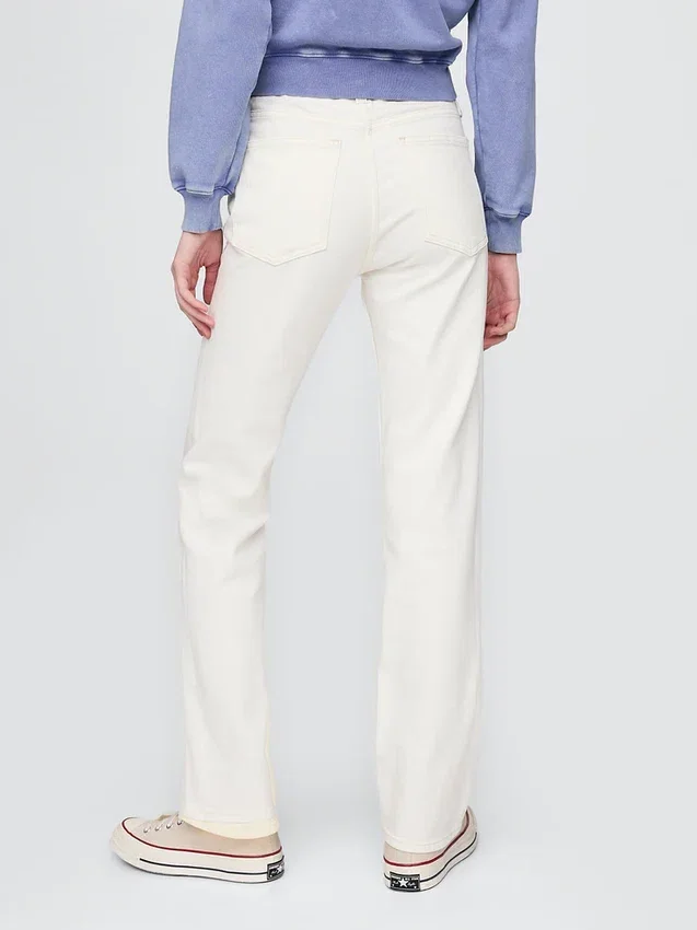Jeans slim a gamba dritta a vita alta in stile anni ’90