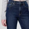 Jeans slim a gamba dritta a vita alta in stile anni ’90