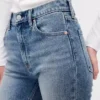 Jeans slim a gamba dritta a vita alta in stile anni ’90