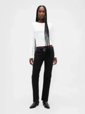 Jeans slim a vita bassa in stile anni '90