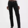 Jeans slim a vita bassa in stile anni '90