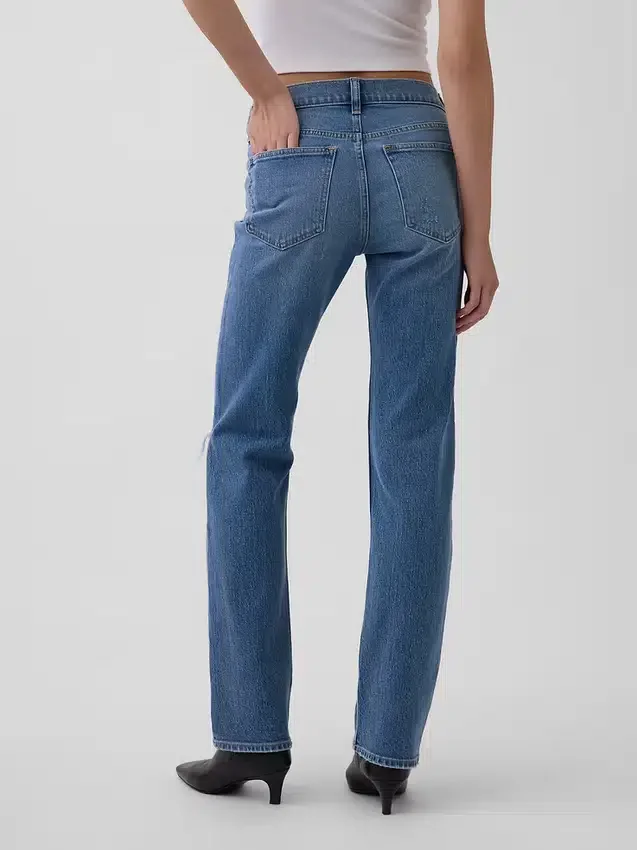 Jeans slim a vita bassa in stile anni '90