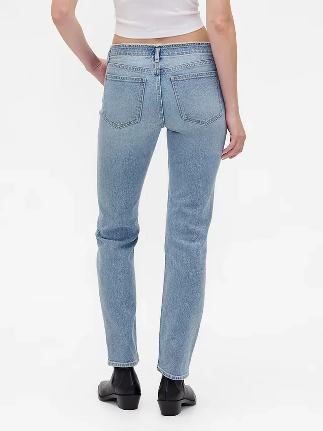 Jeans slim a vita bassa in stile anni '90