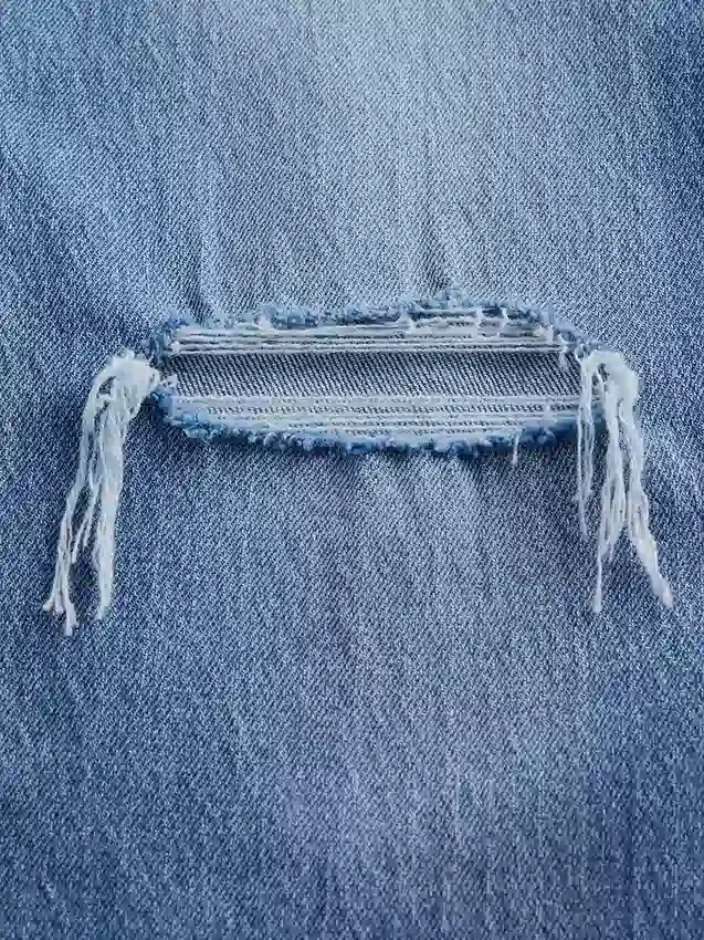 Jeans slim a vita bassa in stile anni '90