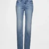 Jeans slim a vita bassa in stile anni '90