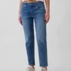 Jeans slim a vita media con gamba affusolata
