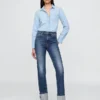 Jeans slim dritti a vita alta con risvolto in stile anni '90