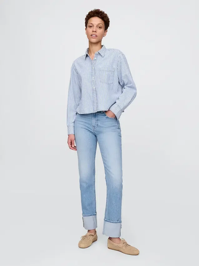 Jeans slim dritti a vita alta con risvolto in stile anni '90