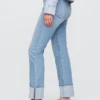 Jeans slim dritti a vita alta con risvolto in stile anni '90