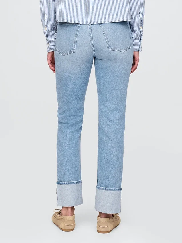 Jeans slim dritti a vita alta con risvolto in stile anni '90