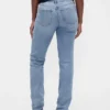 Jeans slim dritti a vita bassa in stile anni '90 per forme sinuose
