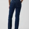 Jeans slim dritti a vita bassa in stile anni '90 per forme sinuose