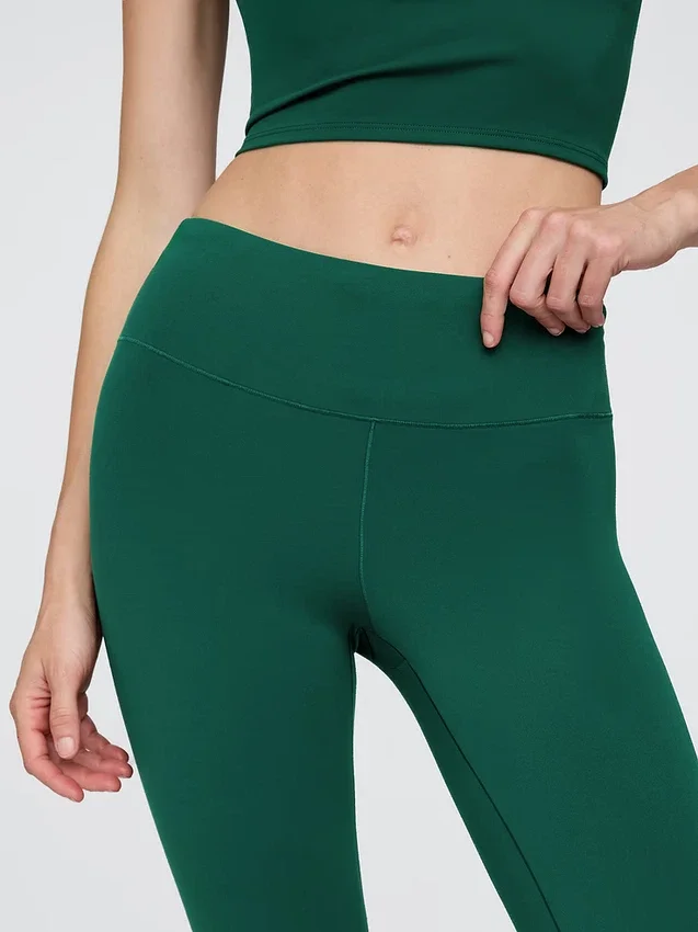 Leggings corti a vita alta GapFit Smooth