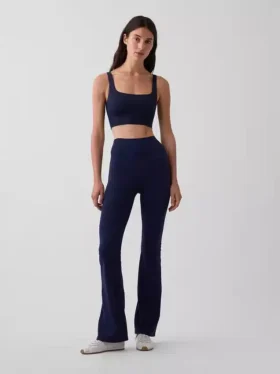 Leggings GapFit Smooth a vita alta con gamba a zampa di elefante