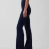 Leggings GapFit Smooth a vita alta con gamba a zampa di elefante
