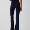 Leggings GapFit Smooth a vita alta con gamba a zampa di elefante