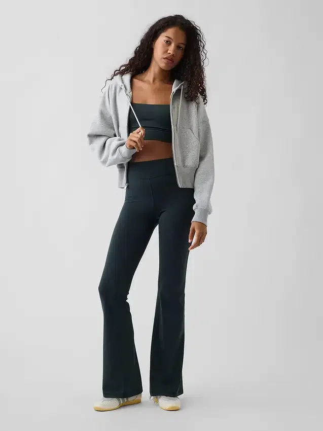 Leggings GapFit Smooth a vita alta con gamba a zampa di elefante