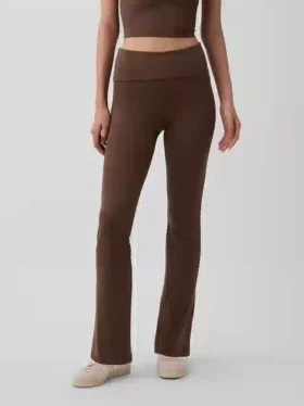 Leggings GapFit Smooth con vita ripiegabile e gamba leggermente svasata