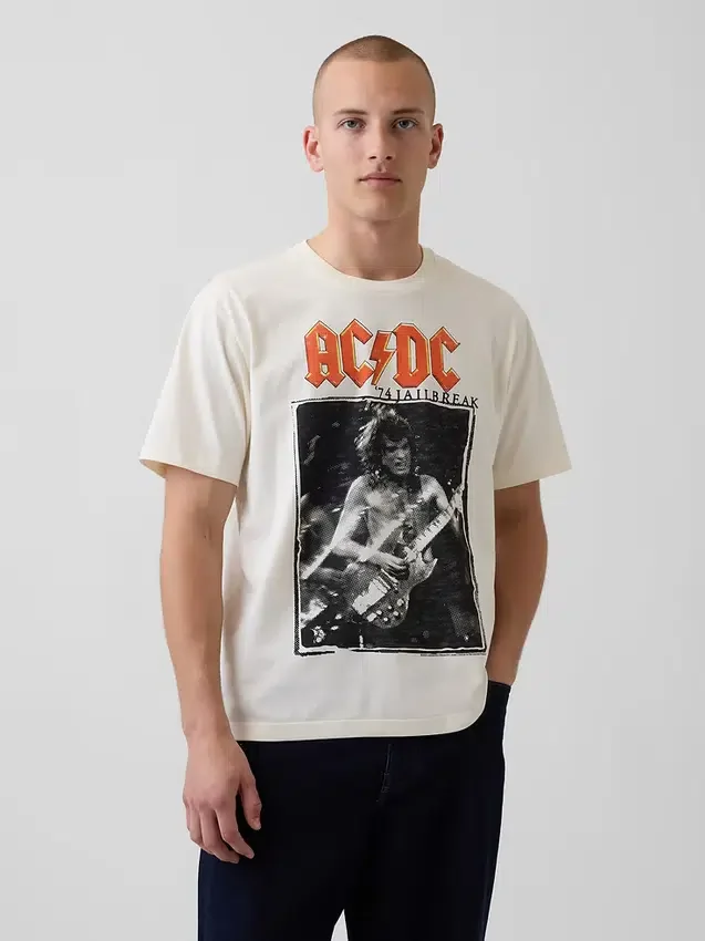 Maglietta con stampa Ac/Dc dal taglio comodo