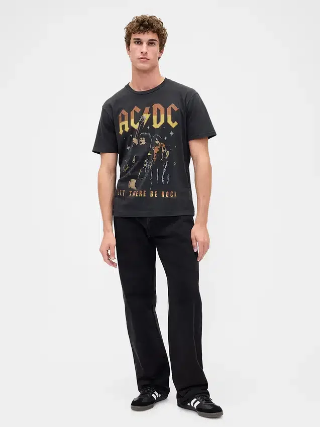 Maglietta con stampa Ac/Dc dal taglio comodo